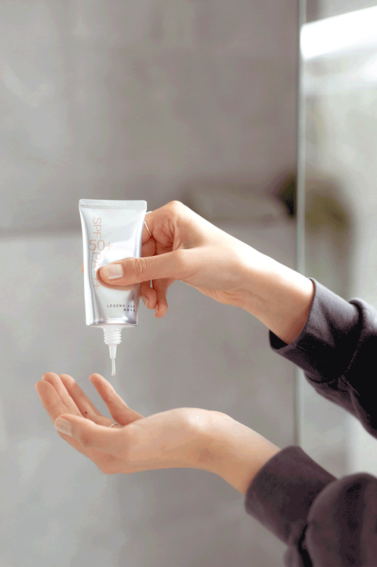 Brightening Sunscreen SPF 50+ PA+++ | Lightweight, UV & Anti-Aging Protection | Legend Age